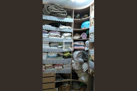 Casa de condomínio à venda com 450m², 4 quartos e 5 vagas