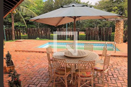 Casa para alugar com 420m², 5 quartos e 6 vagas