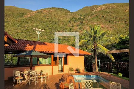 Casa para alugar com 420m², 5 quartos e 6 vagas