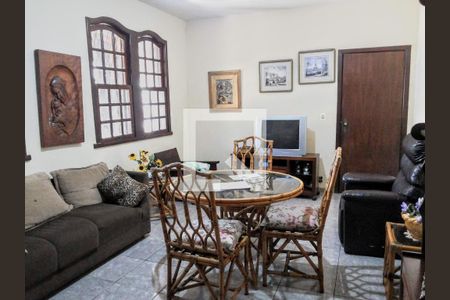 Casa à venda com 4 quartos, 360m² em Ouro Preto, Belo Horizonte