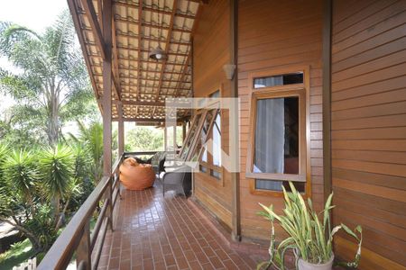 Casa de condomínio à venda com 480m², 9 quartos e 6 vagas