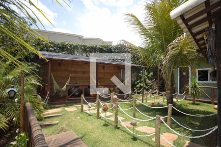 Casa de condomínio à venda com 480m², 9 quartos e 6 vagas