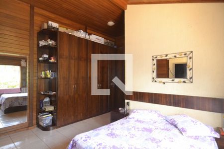 Casa de condomínio à venda com 480m², 9 quartos e 6 vagas