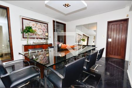 Sala de casa à venda com 4 quartos, 700m² em Mangabeiras, Belo Horizonte