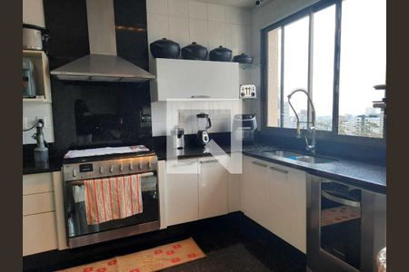 Apartamento à venda com 213m², 4 quartos e 4 vagas