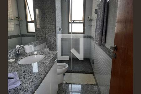 Apartamento à venda com 213m², 4 quartos e 4 vagas