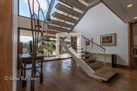 Casa de condomínio à venda com 970m², 5 quartos e 6 vagas