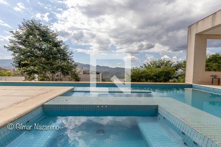 Casa de condomínio à venda com 970m², 5 quartos e 6 vagas