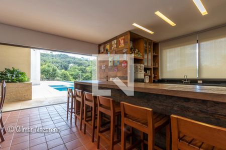 Casa de condomínio à venda com 970m², 5 quartos e 6 vagas