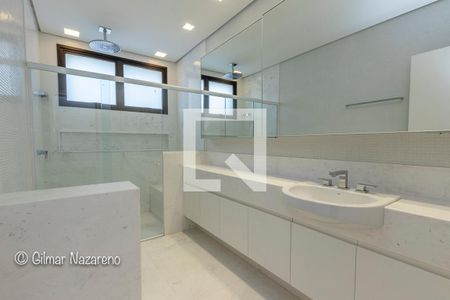 Casa de condomínio à venda com 970m², 5 quartos e 6 vagas