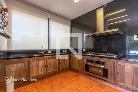 Casa de condomínio à venda com 970m², 5 quartos e 6 vagas