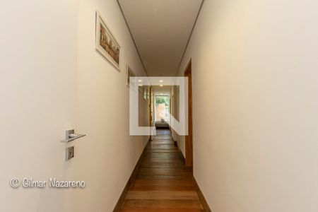 Casa de condomínio à venda com 970m², 5 quartos e 6 vagas