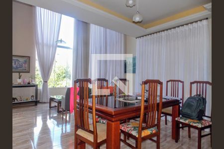 Casa de Condomínio à venda com 5 quartos, 435m² em Vila do Ouro, Nova Lima