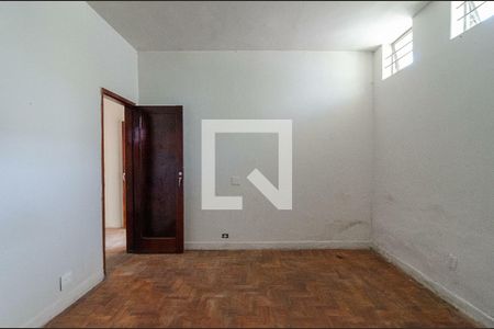 Casa à venda com 3 quartos, 252m² em Glória, Belo Horizonte