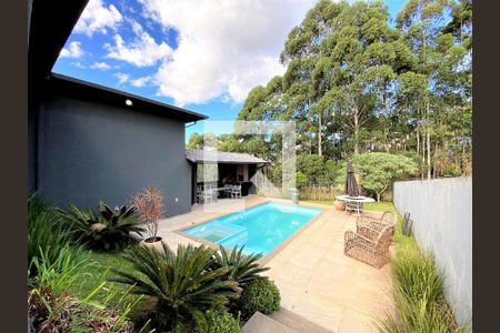 Casa de condomínio à venda com 504m², 4 quartos e 8 vagas