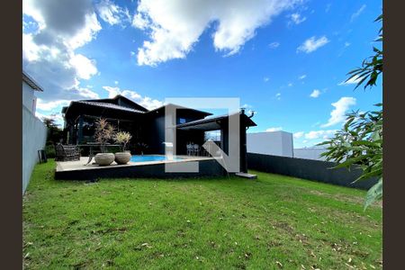 Casa de condomínio à venda com 504m², 4 quartos e 8 vagas