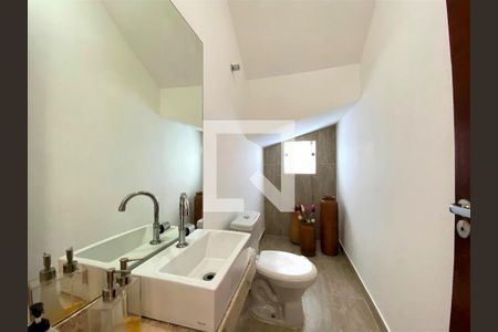 Casa de condomínio à venda com 504m², 4 quartos e 8 vagas