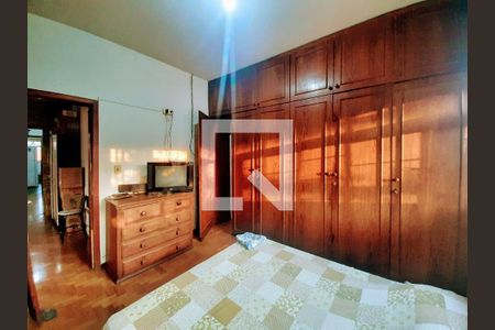 Casa à venda com 4 quartos, 216m² em Dom Bosco, Belo Horizonte