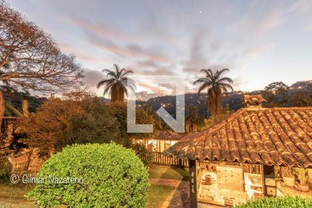 Casa de condomínio à venda com 475m², 5 quartos e 6 vagas