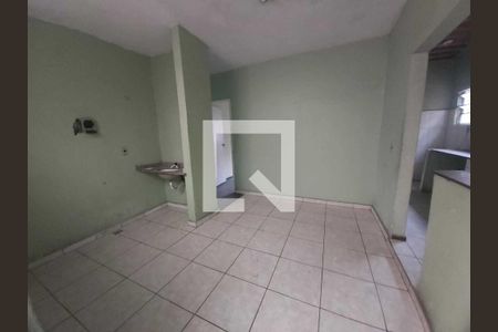 Casa à venda com 3 quartos, 128m² em Dom Bosco, Belo Horizonte