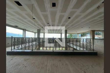 Casa de condomínio à venda com 800m², 4 quartos e 6 vagas