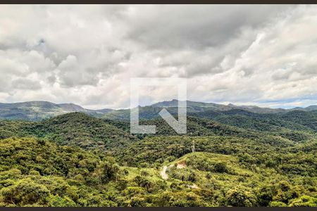 Casa de condomínio à venda com 800m², 4 quartos e 6 vagas