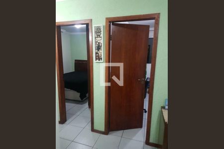 Apartamento à venda com 3 quartos, 62m² em Monte Castelo, Contagem