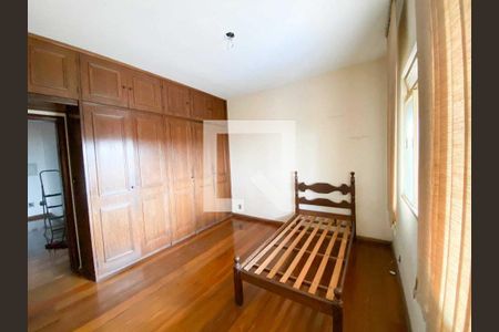 Casa à venda com 4 quartos, 279m² em Inconfidentes, Contagem