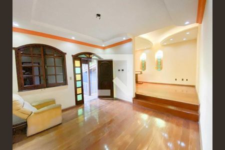 Casa à venda com 4 quartos, 279m² em Inconfidentes, Contagem