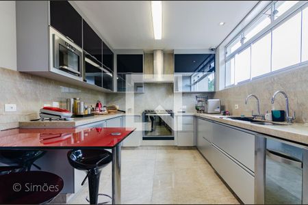 Casa à venda com 1450m², 7 quartos e 12 vagas