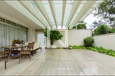 Casa à venda com 1450m², 7 quartos e 12 vagas