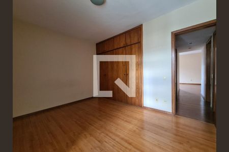 Apartamento à venda com 2 quartos, 80m² em Savassi, Belo Horizonte