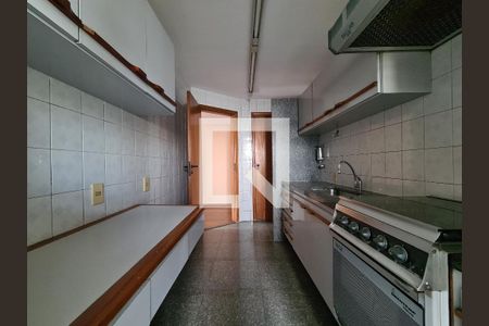 Apartamento à venda com 2 quartos, 80m² em Savassi, Belo Horizonte