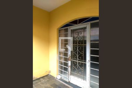 Casa à venda com 5 quartos, 360m² em Eldorado, Contagem