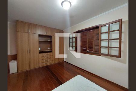 Casa à venda com 3 quartos, 331m² em Pirajá, Belo Horizonte