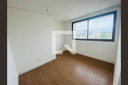 Apartamento à venda com 4 quartos, 242m² em Ouro Preto, Belo Horizonte