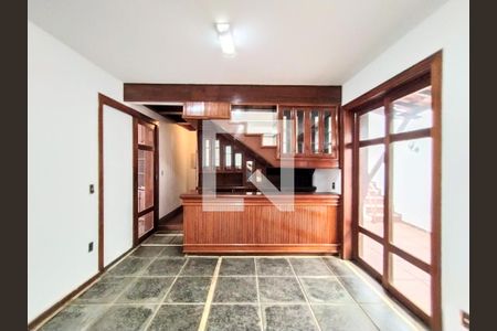 Casa para alugar com 6 quartos, 460m² em Mangabeiras, Belo Horizonte