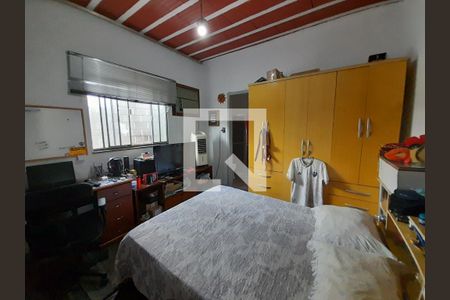 Casa à venda com 3 quartos, 210m² em Pirajá, 
