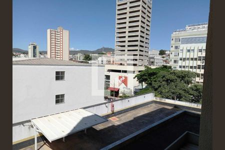 Apartamento à venda com 2 quartos, 60m² em Sagrada Família, Belo Horizonte