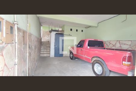 Casa à venda com 7 quartos, 277m² em Guarani, Belo Horizonte