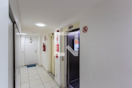 Apartamento à venda com 90m², 3 quartos e 2 vagas Apartamento à venda com 90m², 3 quartos e 2 vagasHall de Entrada