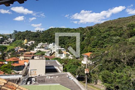 Casa à venda com 5 quartos, 337m² em Mangabeiras, Belo Horizonte