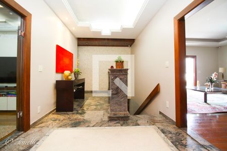 Casa à venda com 4 quartos, 324m² em Cidade Nova, Belo Horizonte