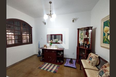 Casa à venda com 4 quartos, 281m² em Jardim Riacho das Pedras, Contagem