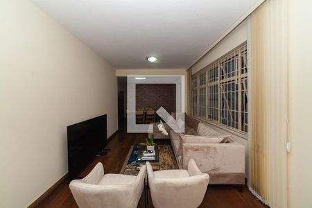 Apartamento para alugar com 4 quartos, 174m² em Santo Antônio, Belo Horizonte