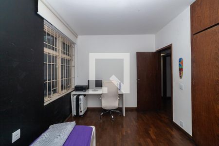 Apartamento para alugar com 4 quartos, 174m² em Santo Antônio, Belo Horizonte