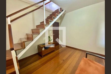 Apartamento à venda com 3 quartos, 206m² em Palmares, Belo Horizonte