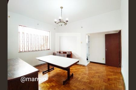 Casa à venda com 4 quartos, 255m² em Floresta, Belo Horizonte
