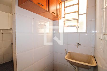 Apartamento à venda com 3 quartos, 56m² em Santa Tereza, Belo Horizonte