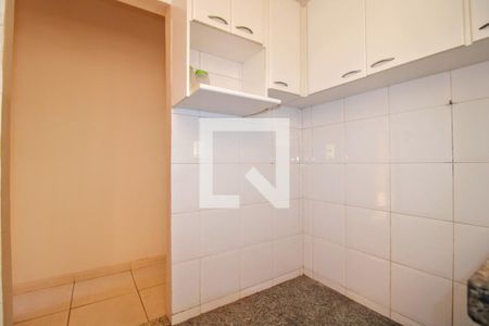 Apartamento à venda com 3 quartos, 56m² em Santa Tereza, Belo Horizonte